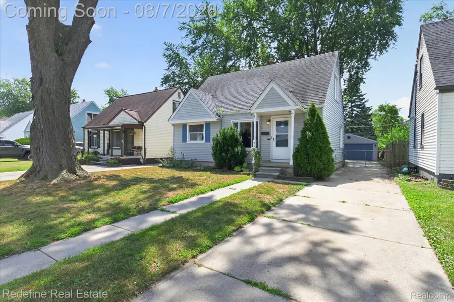 25081 Andover Drive, Dearborn Heights, MI 48125 - #2
