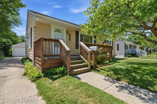 1524 Sanborn Street, PortHuron, MI 48060