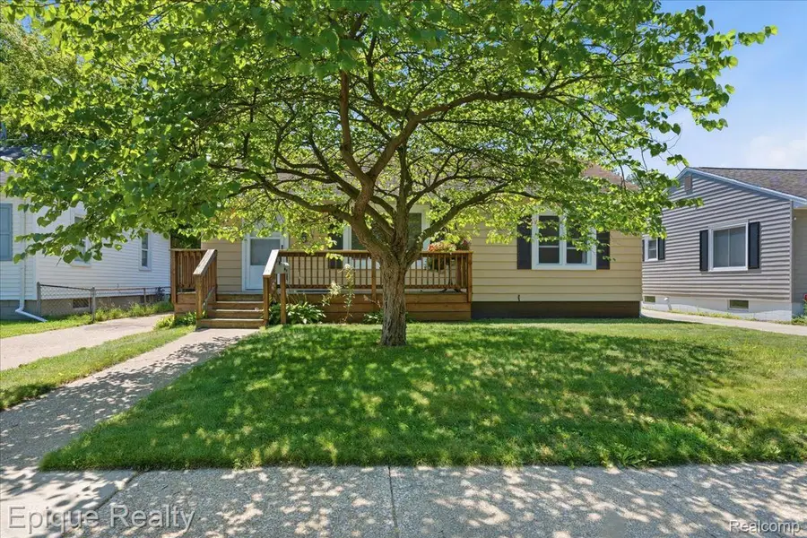 1524 Sanborn Street, Port Huron, MI 48060 - #2