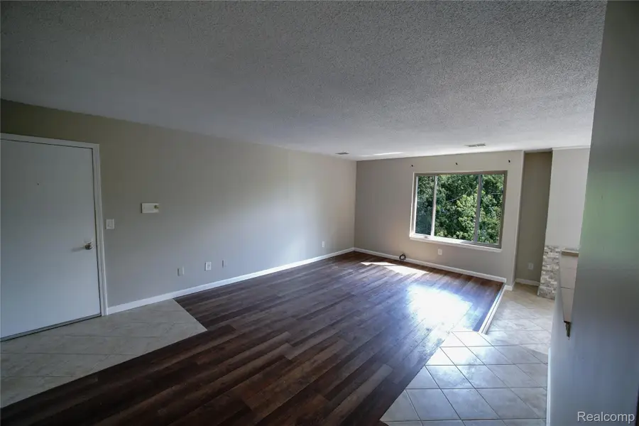 8365 Pontiac Lake Road #12, White Lake, MI 48386 - #2