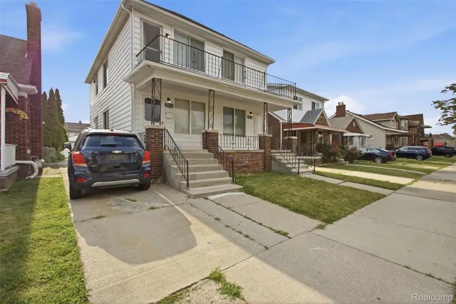 7053 Reuter Street, Dearborn, MI 48126 - #2