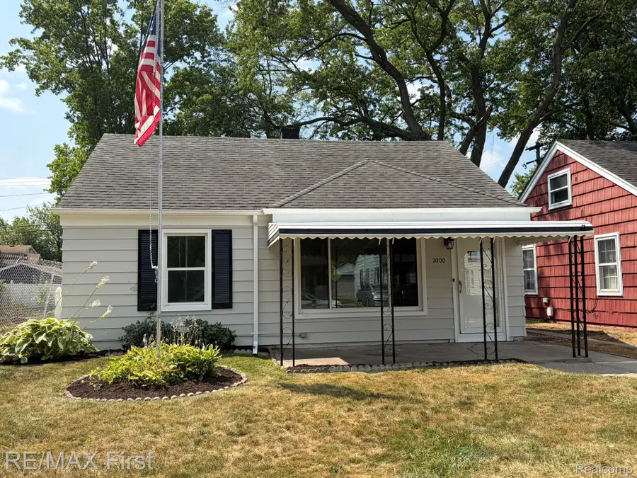 2000 Moorhouse Street, Ferndale, MI 48220 - #2