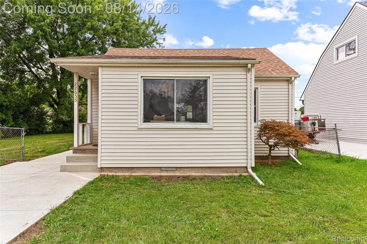 22655 Purdue Avenue, Farmington, MI 48336 - #1