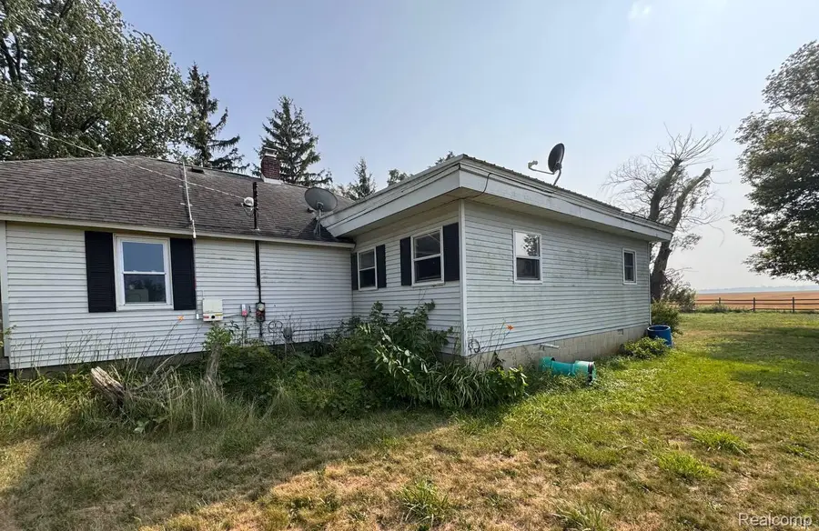 4703 N Byron Road, Corunna, MI 48817 - #2