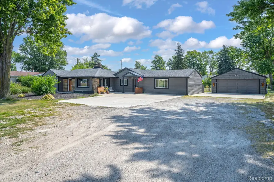 38250 S Groesbeck Highway, Clinton Township, MI 48036 - #2