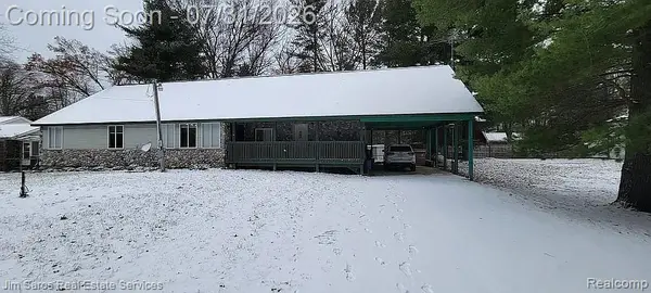 3871 Oakgrove Road, Harrison, MI 48625