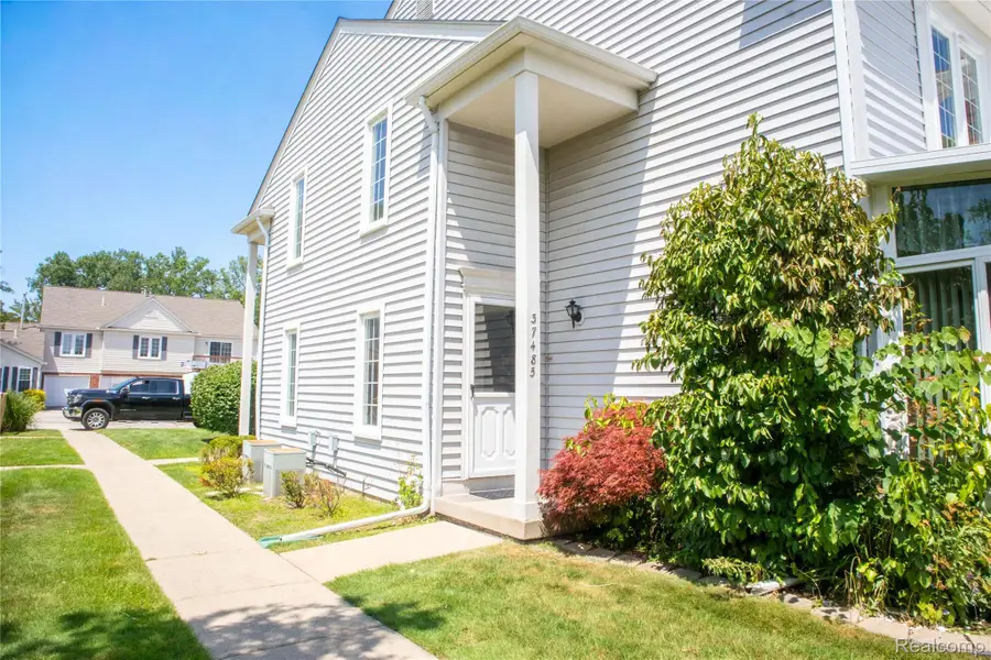 37485 Stonegate Circle #75, Clinton Township, MI 48036 - #3