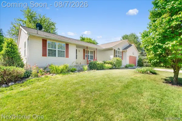 6260 Faussett Road, Howell, MI 48855