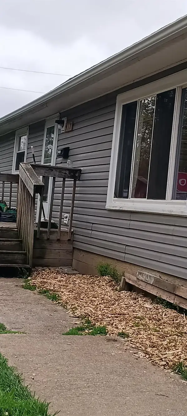917 E West Street, Sturgis, MI 49091