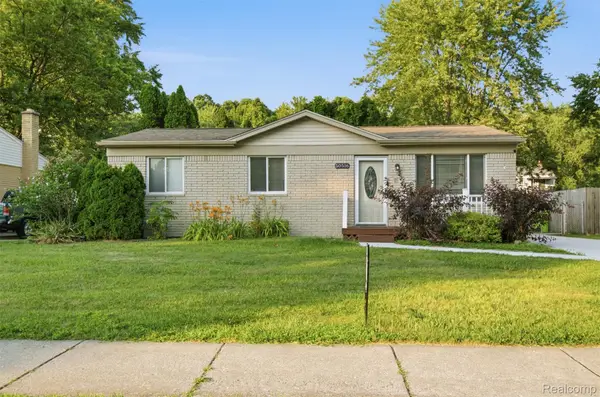 50516 Jim Drive, Chesterfield, MI 48047