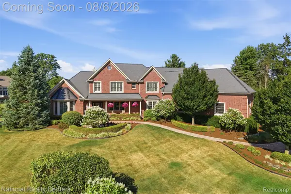 50130 Pine Court, Plymouth, MI 48170