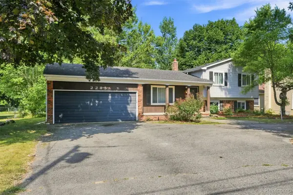 2285 Snellbrook Road, AuburnHills, MI 48326