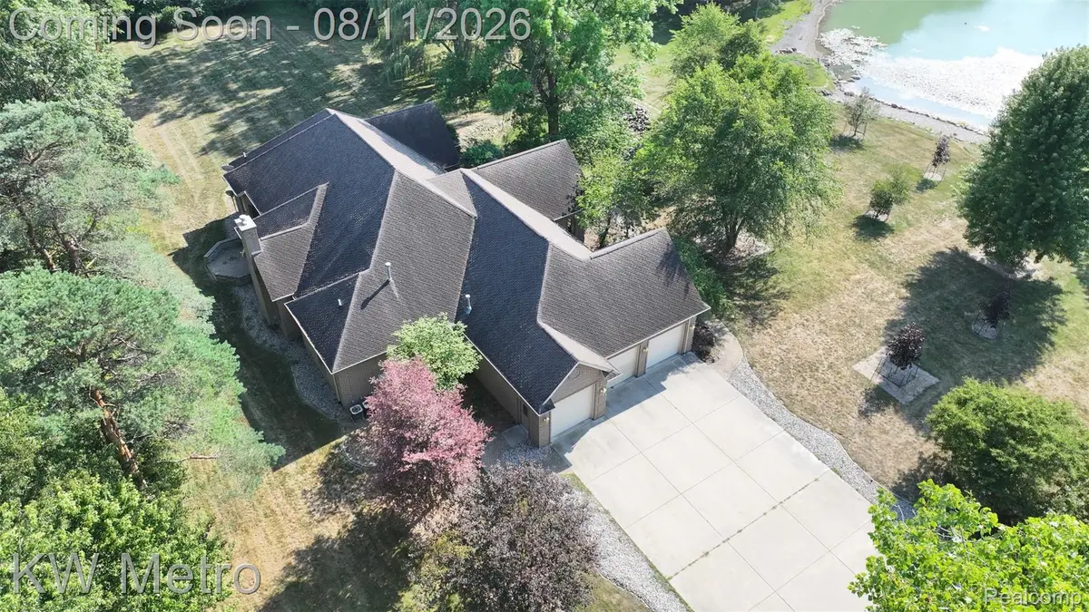2315 Weigl Road, Saginaw, MI 48609 - #1