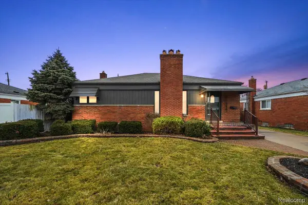 31229 Share Street, StClairShores, MI 48082