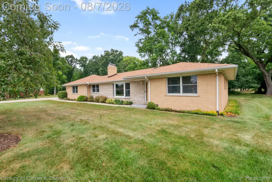 24935 Lakeland Street, Farmington, MI 48336 - #3