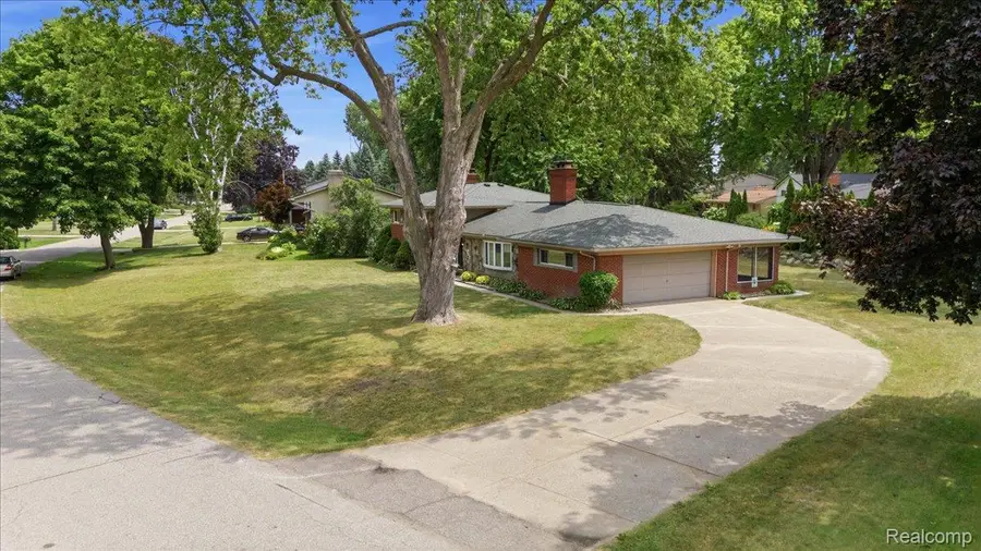3127 Francesca Drive, Waterford, MI 48329 - #2