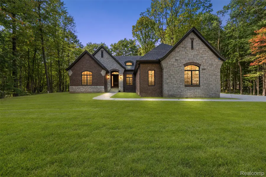 2280 Heidi Drive, Oxford, MI 48370 - #2