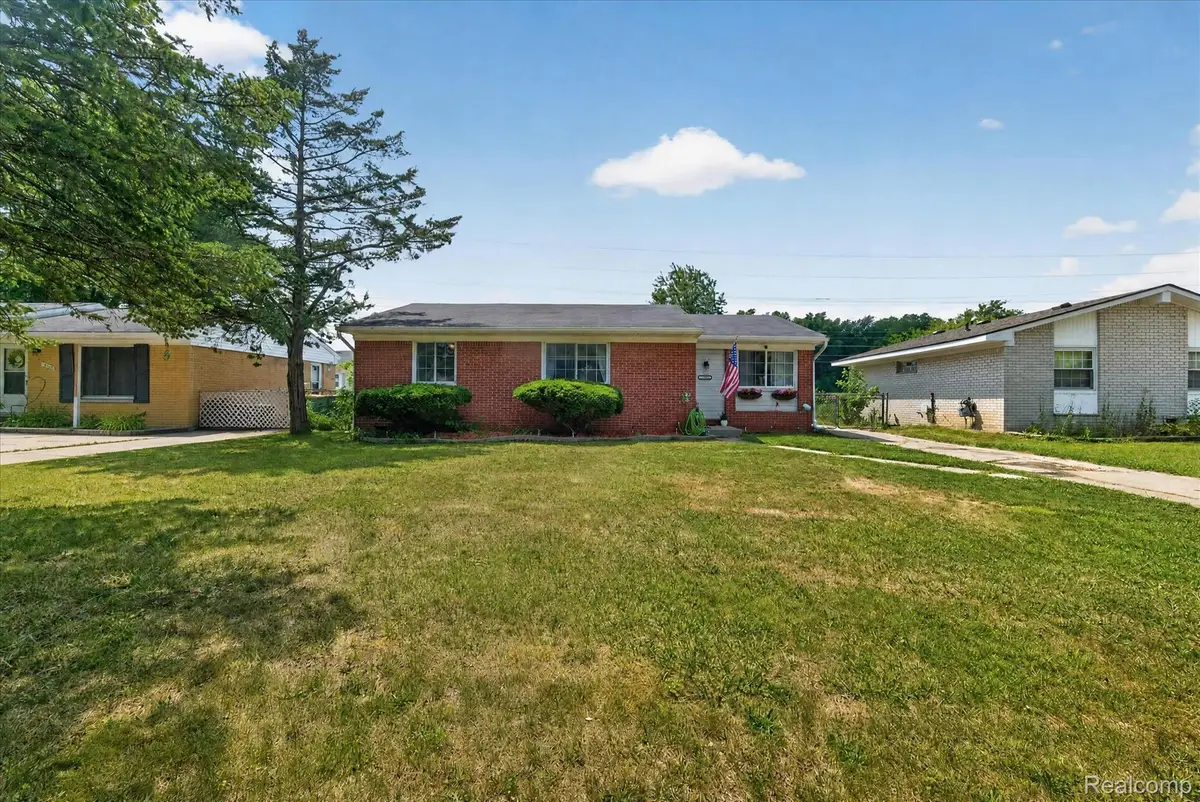 10660 Jackson Street, Belleville, MI 48111 - #1