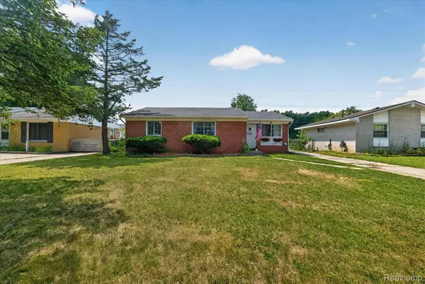 10660 Jackson Street, Belleville, MI 48111