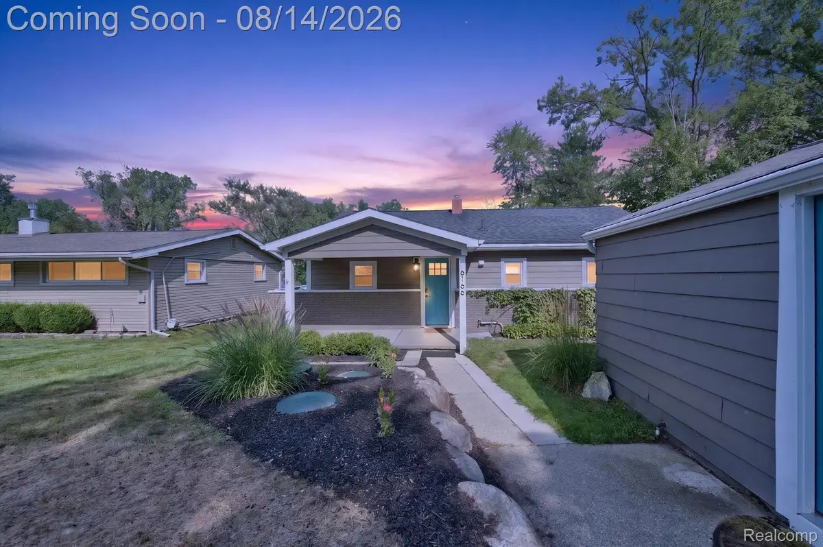 6166 Borowy Drive, Commerce Township, MI 48382 - #1