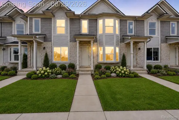 35300 Brittany Drive #120, NewBaltimore, MI 48047