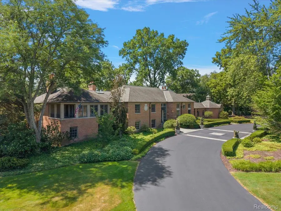 7115 Old Mill Road, Bloomfield Hills, MI 48301 - #3