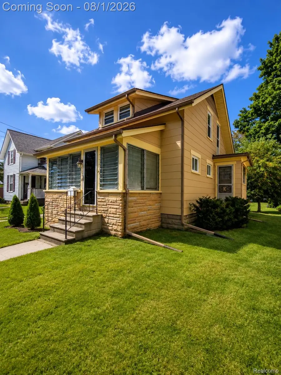 182 W Mansion Street, Jackson, MI 49203 - #3