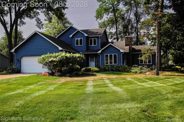 3131 Smugglers Ridge Drive, CommerceTwp, MI 48390