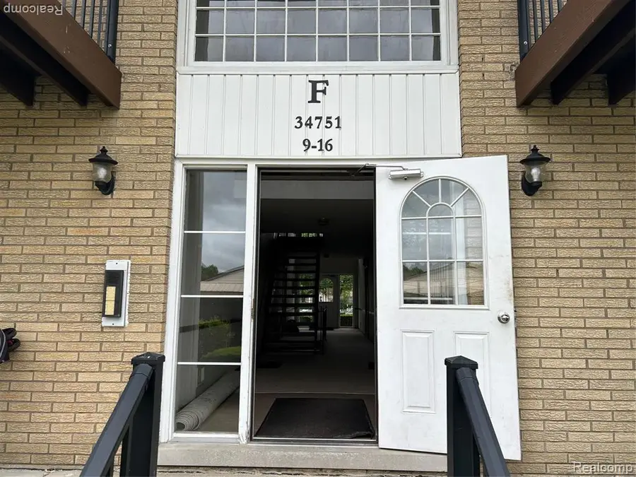 34751 Kimberly Drive #1, Sterling Heights, MI 48312 - #3