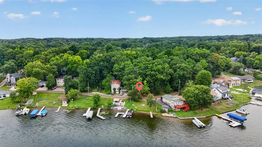 679 N Long Lake Boulevard, Orion, MI 48362 - #2