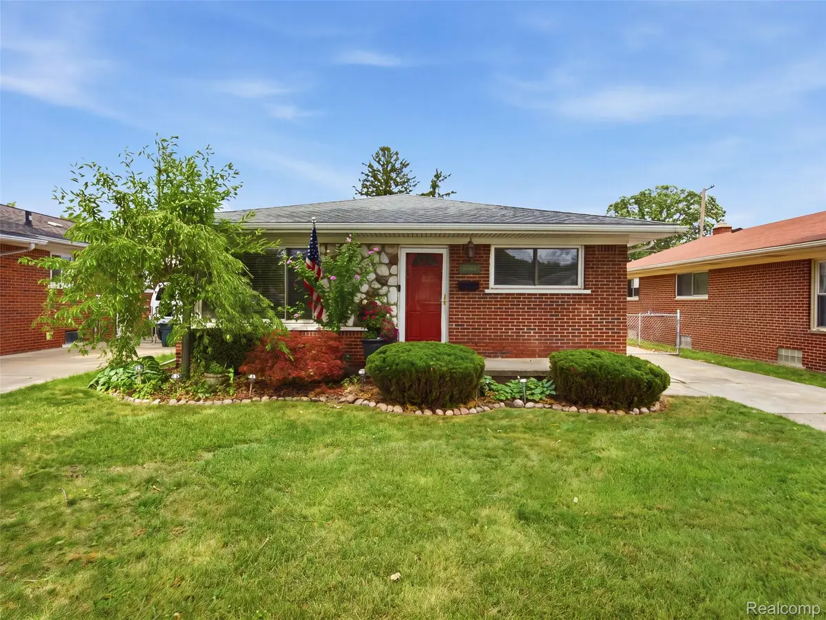 22421 Millenbach Street, Saint Clair Shores, MI 48081 - #1