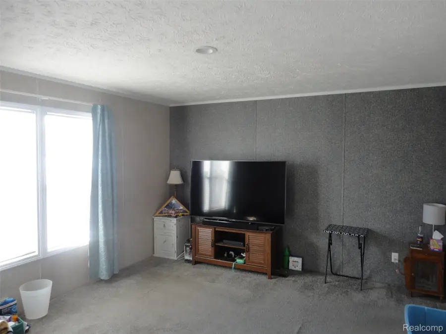 170 Newbury, Adrian, MI 49221 - #3