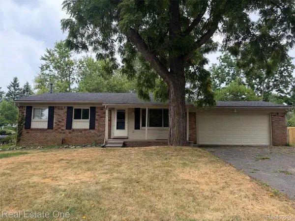 2150 Benstein Road, WolverineLake, MI 48390