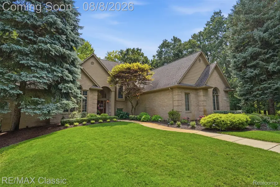 6015 Lynne Hollow Drive, Commerce Township, MI 48382 - #3