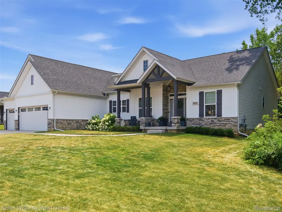 4351 Stepping Stone, Fenton, MI 48430 - #2