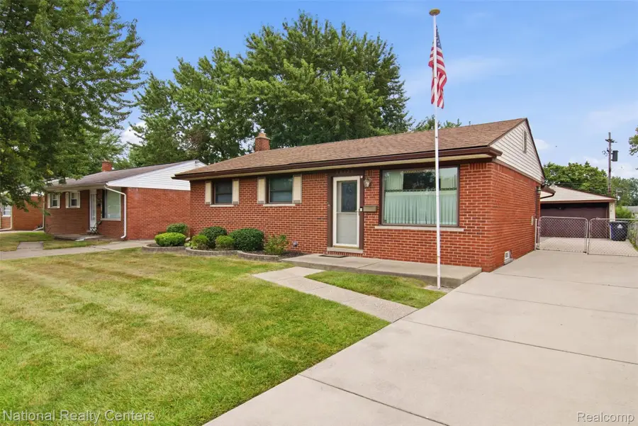 30469 Grandview Avenue, Westland, MI 48186 - #2