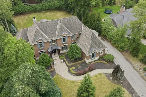 2707 Turtle Lake Drive, BloomfieldHills, MI 48302