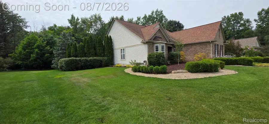 5818 Pine Trace Court, Howell, MI 48843 - #3