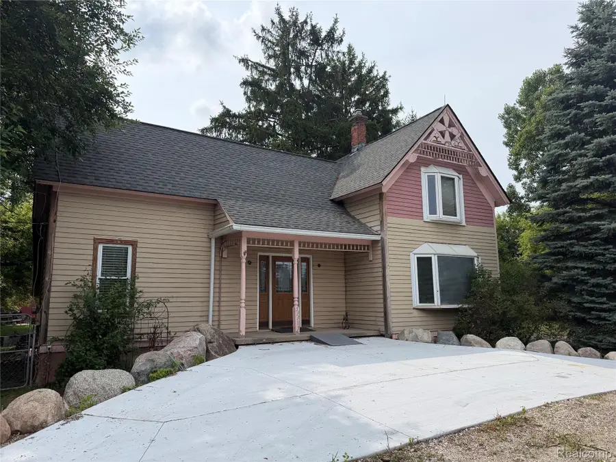 53303 Hayes Rd Hayes Road, Utica, MI 48315 - #2