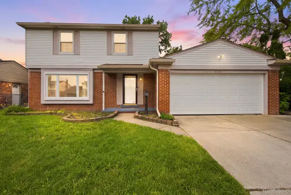 4728 Stilwell Drive, Warren, MI 48092