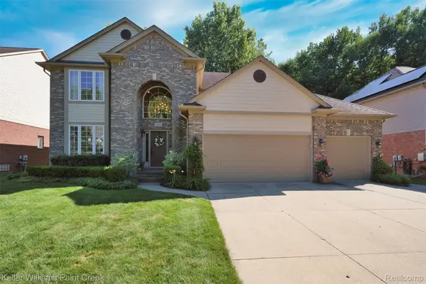 22296 Beech Knoll Drive, Macomb, MI 48044