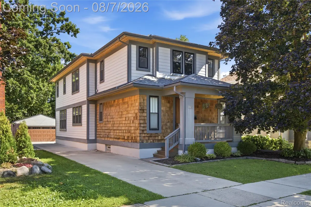 705 E Farnum Avenue, Royal Oak, MI 48067 - #1