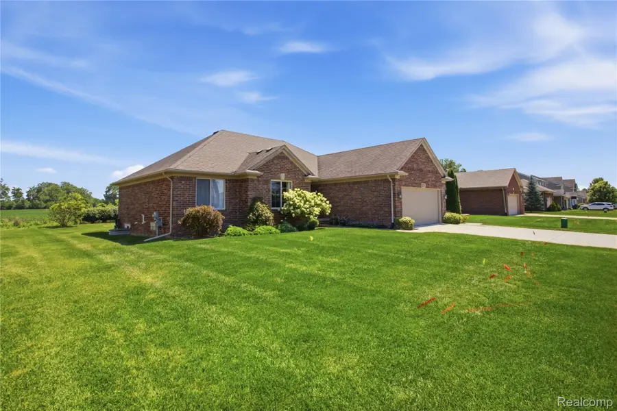 52754 Delena Drive, Macomb, MI 48042 - #2