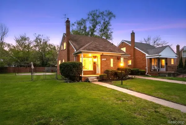 12051 Bramell, Redford, MI 48239