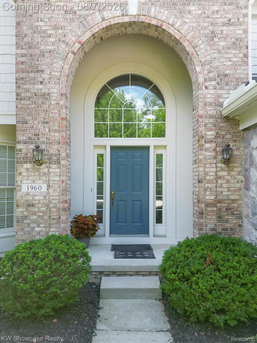 1960 Bloomfield Oaks Drive, West Bloomfield, MI 48324 - #3