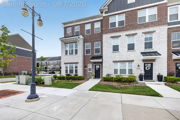 43160 Atwood Avenue #10, Novi, MI 48375