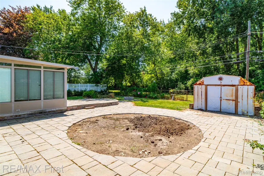 14668 Jackson Street, Taylor, MI 48180 - #3