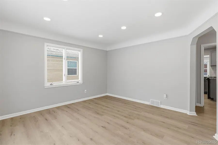 27550 Garfield Street, Roseville, MI 48066 - #3