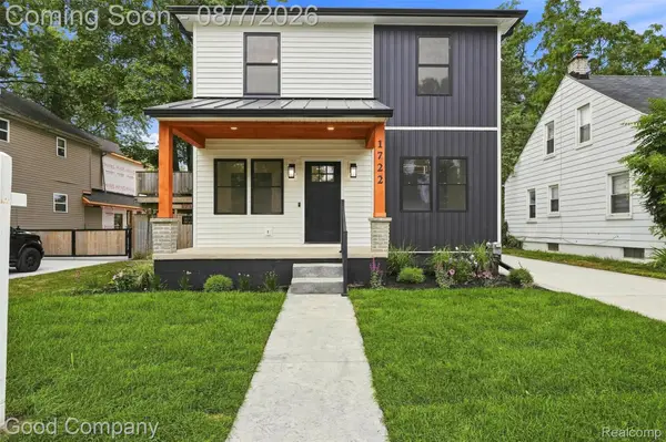 1722 Roszel Street, RoyalOak, MI 48067