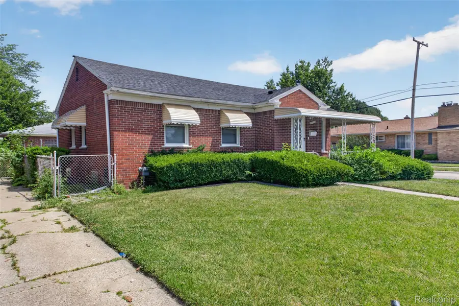 17145 Ego Avenue, Eastpointe, MI 48021 - #2